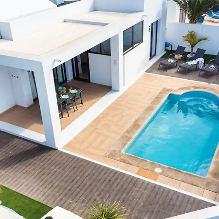 Villa Orcades Close To Town Center Pool & A/C Playa Blanca  Buitenkant foto