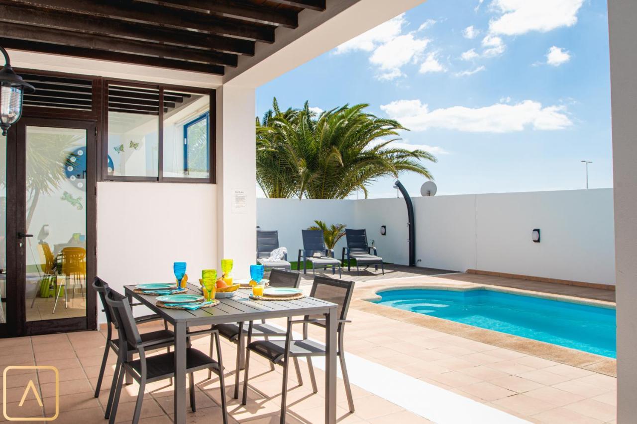 Orcades Close To Town Center Pool & A/c * Playa Blanca (Lanzarote)